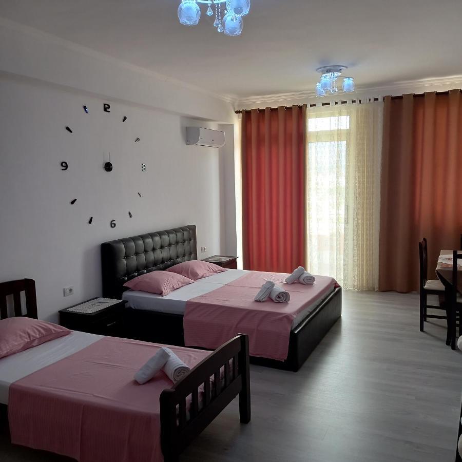 Vladimir Estate Hotel Гирокастра Экстерьер фото