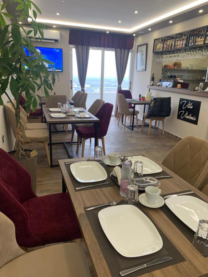 Vladimir Estate Hotel Гирокастра Экстерьер фото