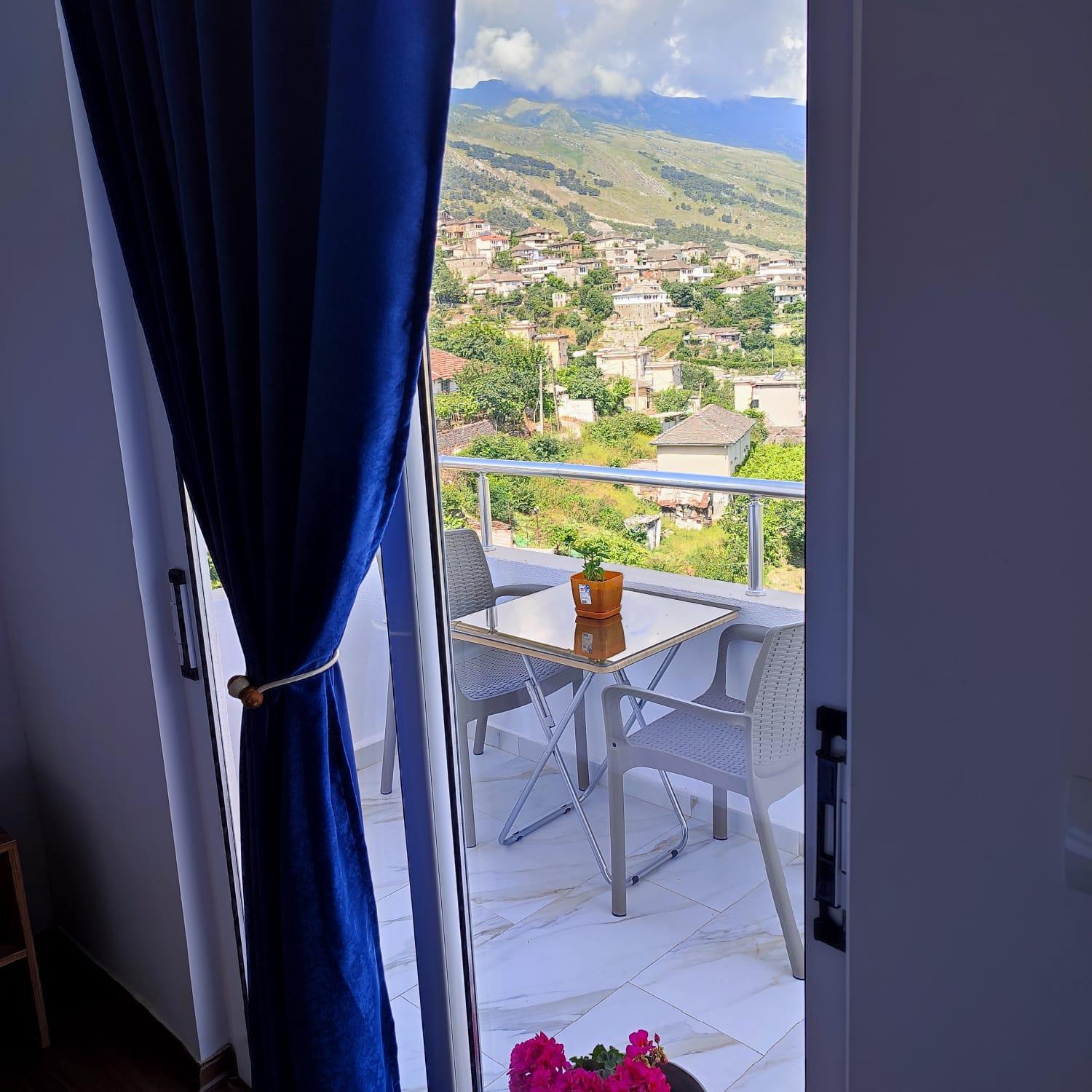 Vladimir Estate Hotel Гирокастра Экстерьер фото